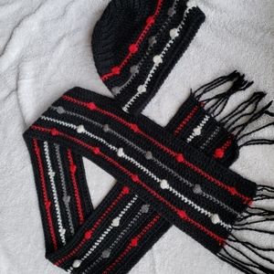 NY&C Black/Red Scarf & Beanie Set